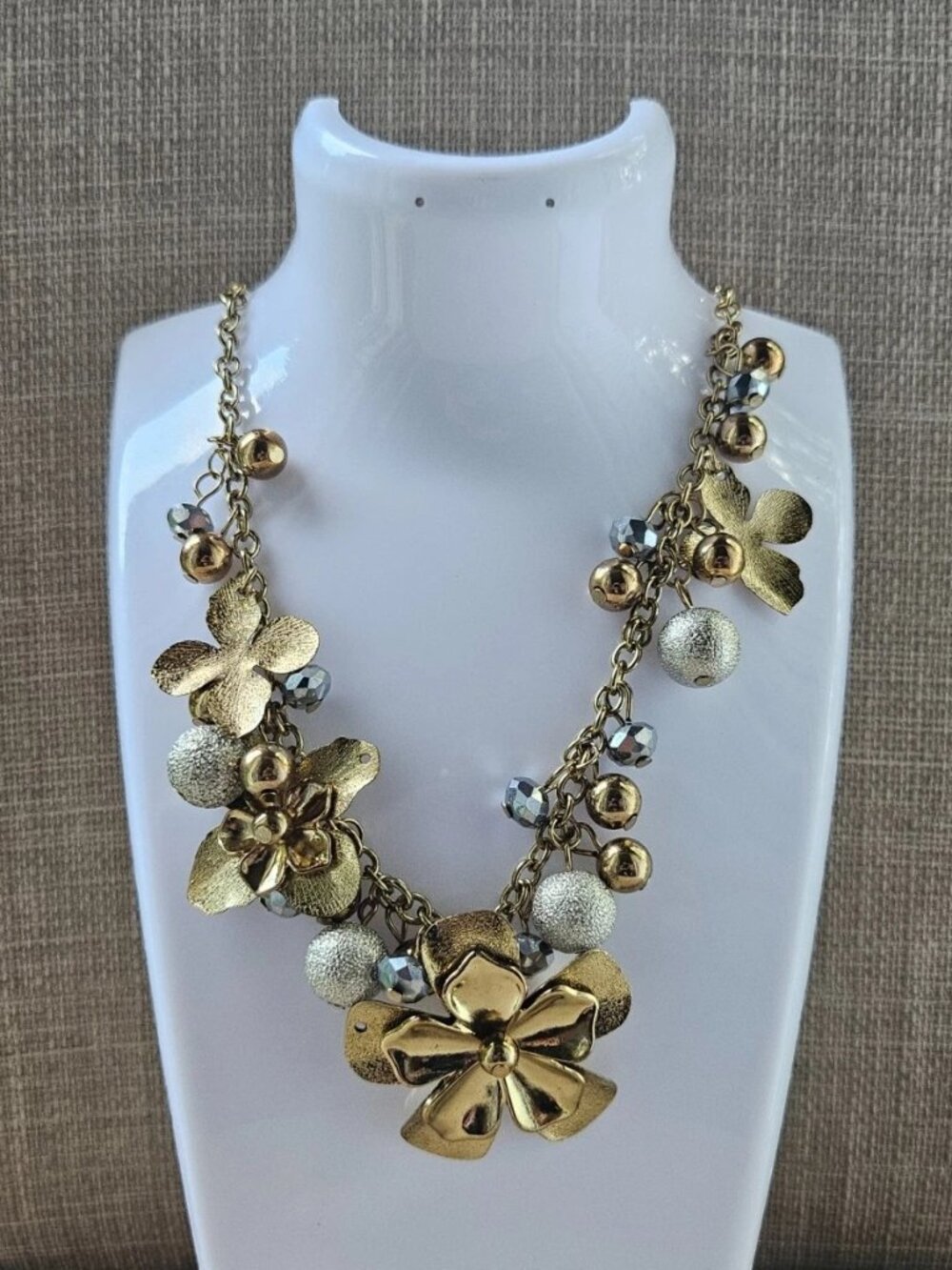 Bold Elements Women Necklace Statement Gold Tone Fashion Jewelry New W/ Defect